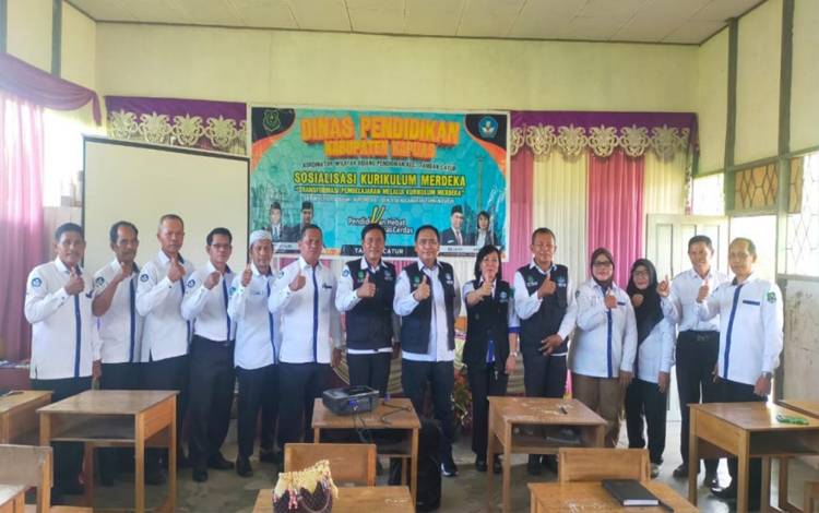 Dinas Pendidikan Kapuas Gencarkan Sosialisasi Kurikulum Merdeka Belajar