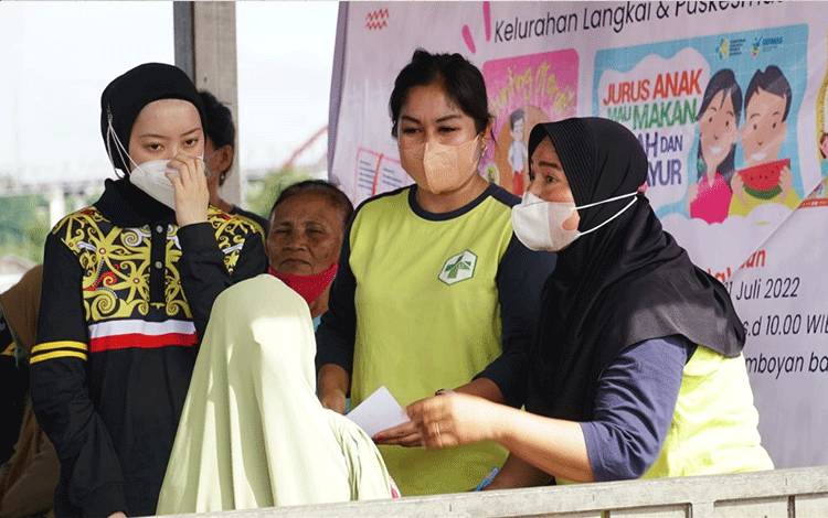 Warga Flamboyan Bawah Diberikan Pengobatan Gratis
