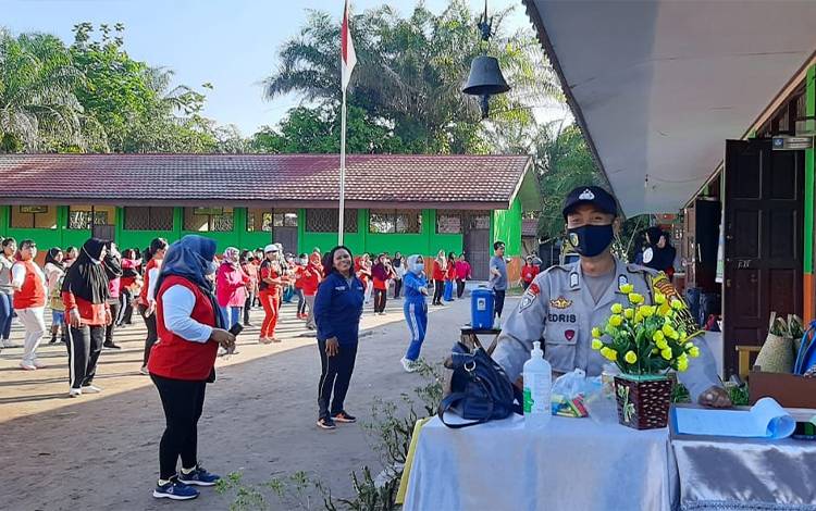 Posyandu Mawar di Petuk Katimpun Diresmikan, Warga Diberi Pengobatan Gratis