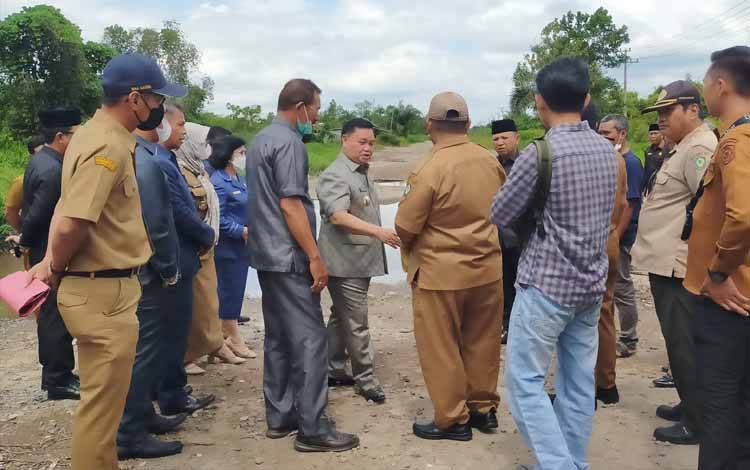 DPRD Kotim Dukung Ketegasan Bupati Tangani Jalan Lingkar Selatan