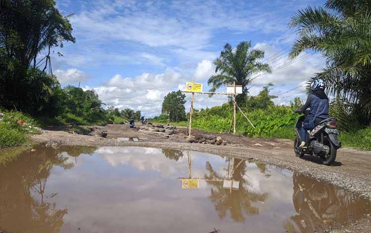 Pemkab Kotim Berikan Waktu Sepekan kepada Perusahaan untuk Kesepakatan Iuran Perbaikan Jalan Lingkar Selatan