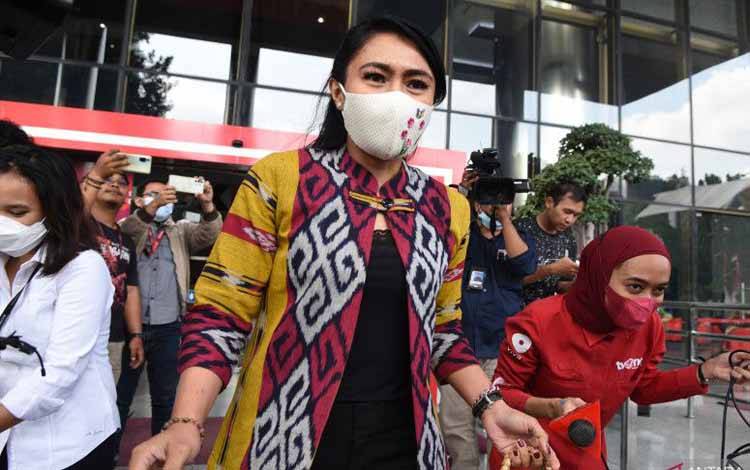 Brigita Manohara Serahkan Bukti Pengembalian Uang Rp 480 Juta ke KPK