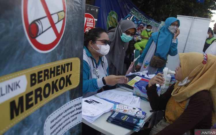 Akademisi Ajak Perokok Berhenti Bertahap dengan Tembakau Rendah Risiko