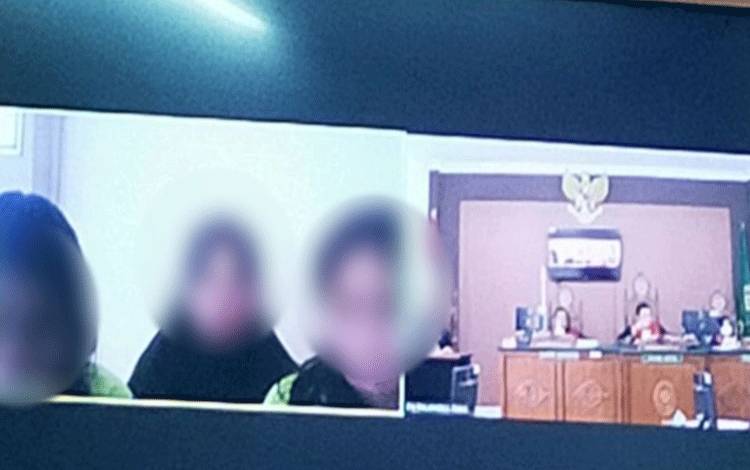 Ini Vonis Penjara untuk 3 Perempuan Terdakwa Pemeras dan Pengancaman Penyebar Foto Setengah Badan Tanpa Busana
