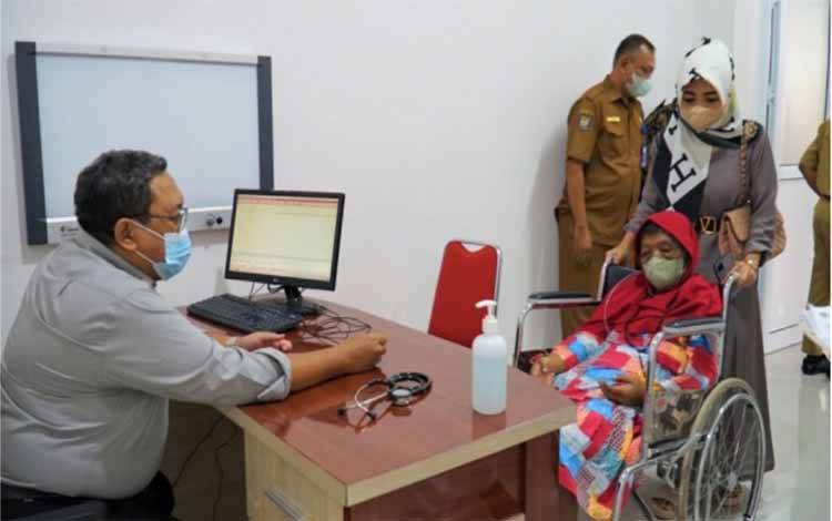 Klinik Geriatri RSUD Sultan Imanuddin Pangkalan Bun Diresmikan
