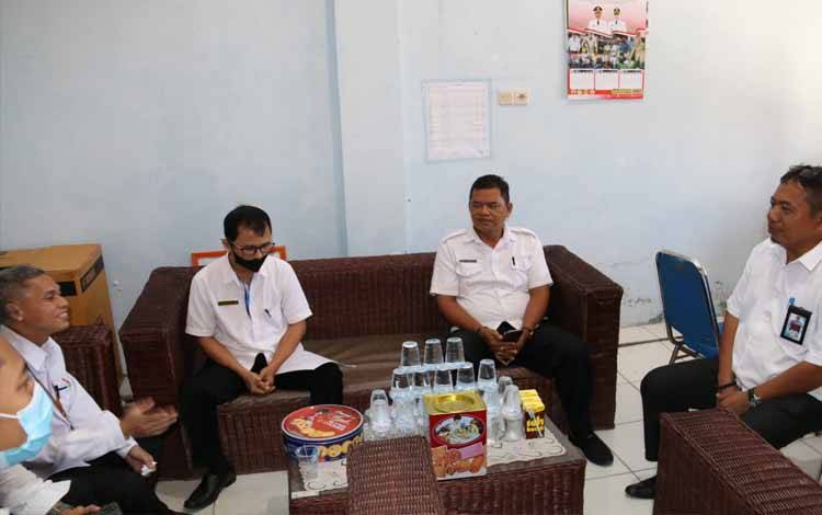Plt Kadis Kominfo Terima Kunjungan Kepala BPS Seruyan
