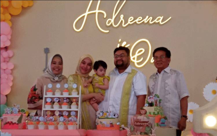 Syukuran Ulang Tahun Adreena Adriyanor Rasyid, Cucu H. Abdul Rasyid AS Berlangsung Penuh Keceriaan