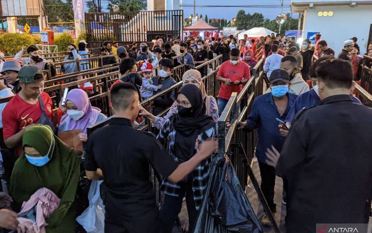 Suporter Indonesia Mulai Ramaikan Stadion Maguwoharjo