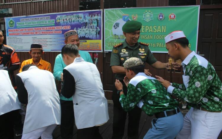 Dandim Palangka Raya Berikan Pengetahuan Bela Negara