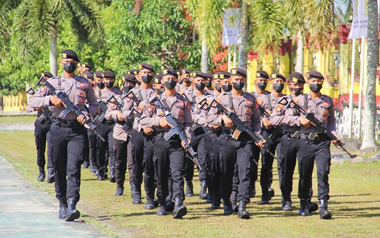 Bintara Remaja Ditsamapta Polda Kalteng Ikuti Latihan Pembinaan?