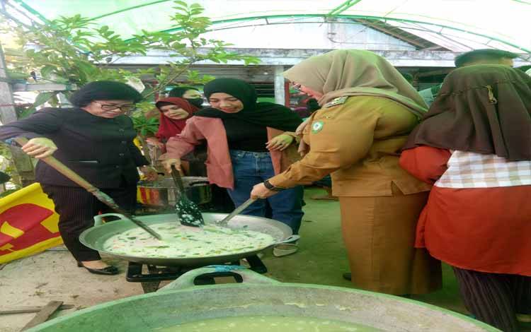 Disbudpar Kotim akan Gelar Festival Bubur Asyura untuk Pecahkan Rekor MURI