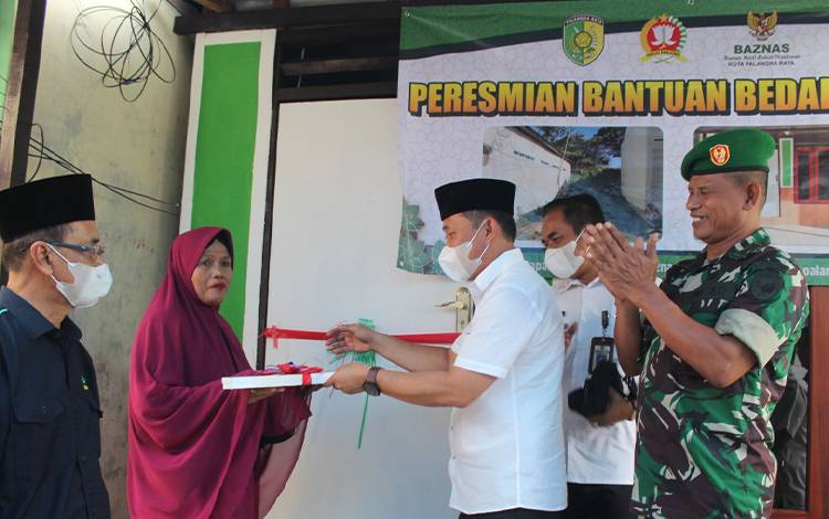 Rumah Lansia di Kelurahan Pahandut Selesai Direnovasi