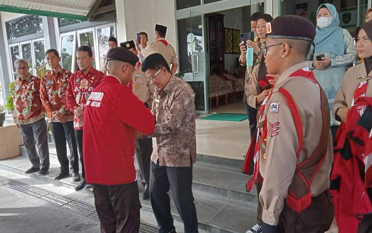 Pemkab Sukamara Lepas Kontingen Jambore Nasional