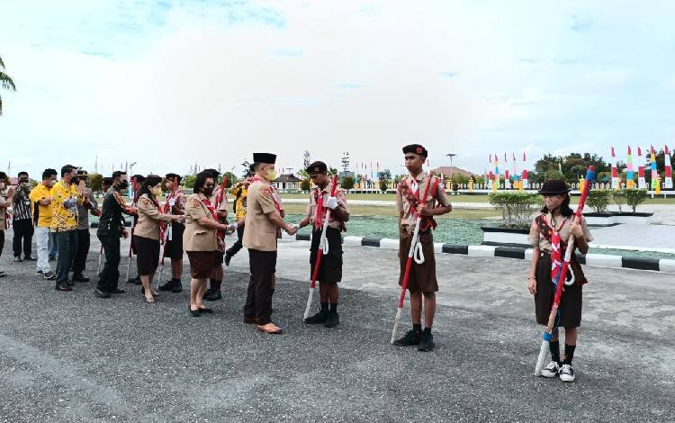 Diharapkan Peserta Jambore Nasional XI Asal Gunung Mas Bisa Bawa Nama Baik Daerah