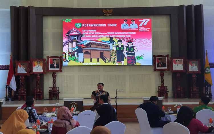 Tanggapi Keluhan SDM-PKH, Bupati Kotim: Akan Saya Pertimbangkan