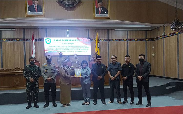 Pemkab Kotim Siap Bahas Pengajuan dua Raperda Inisiatif DPRD
