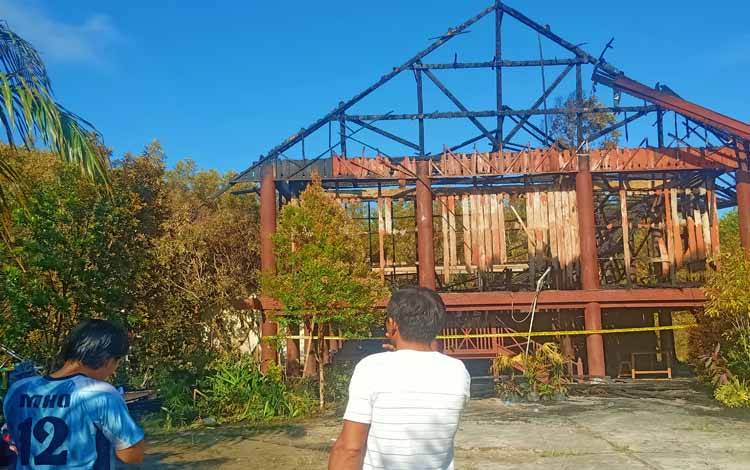 Rumah Betang Pemkab Barito Utara yang Terbakar di Palangka Raya Ditempati 25 Santri