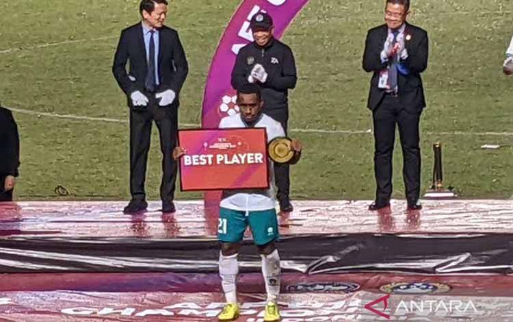Iqbal: Gelar Pemain Terbaik Piala AFF U-16 2022 Berkat Tim