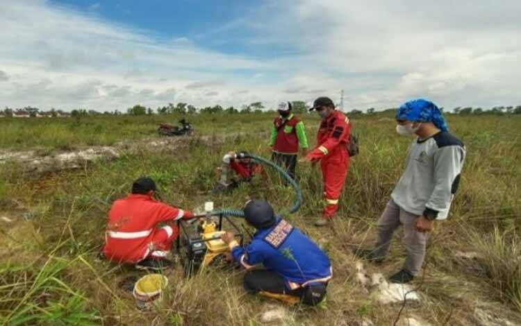 DLH Palangka Rata Cek Infrastruktur Pembasahan Lahan dan Sumur Bor