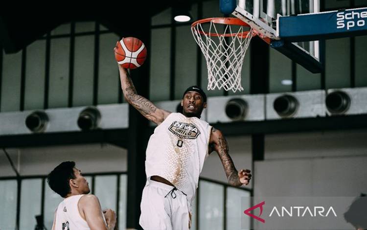 Dewa United Bertekad Kalahkan Prawira di Gim Kedua Playoff IBL 2022