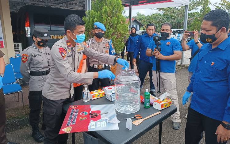 Polres Gunung Mas Musnahkan Sabu