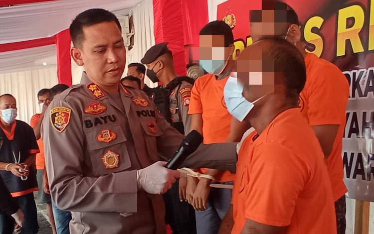 Cabuli Anak 13 Tahun, Youtuber Komedi Pangkalan Bun Ditangkap Polisi