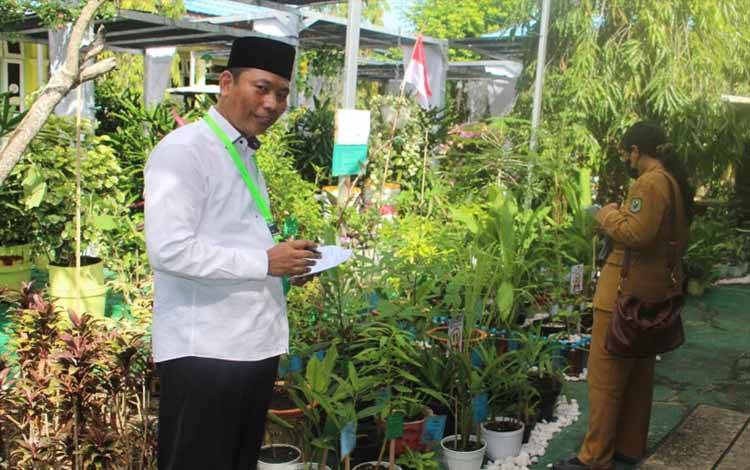 Kemenag Kapuas Gelar Lomba Tanaman Obat Keluarga Meriahkan HUT RI