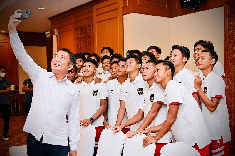 Presiden Jokowi Beri Bonus Rp1 Miliar untuk Timnas U-16