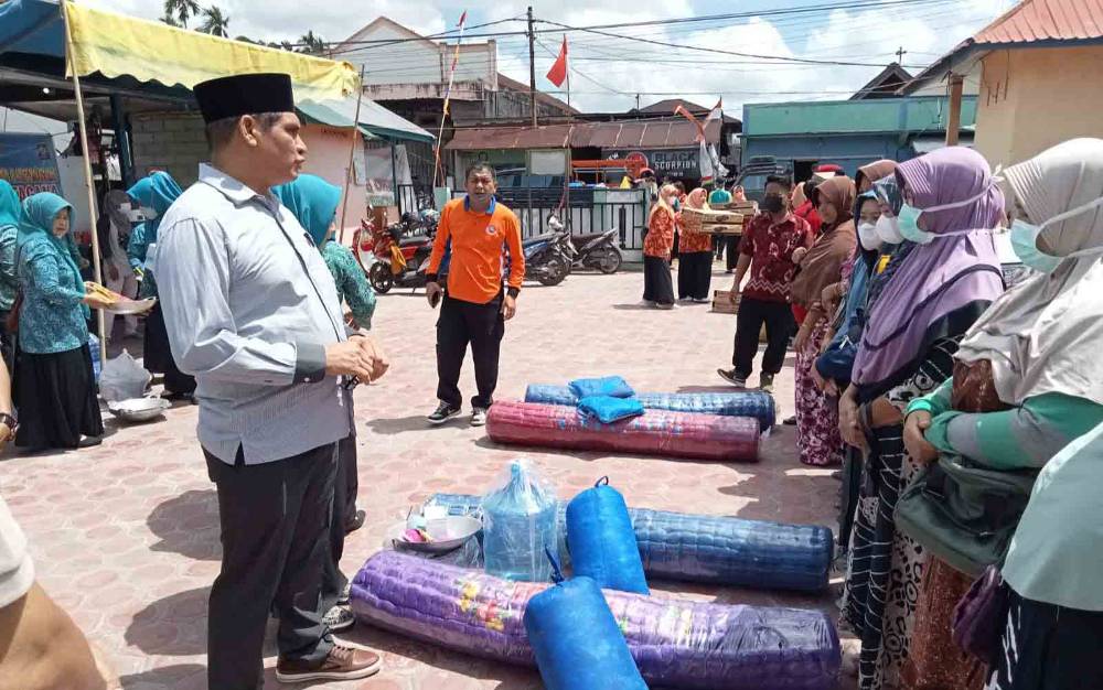 Pj Bupati Kobar Peduli, Korban Kebakaran Diberi Bantuan Perabotan