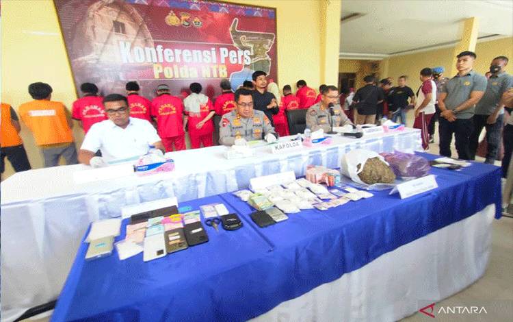 Polisi Sita 1,1 Kg Sabu