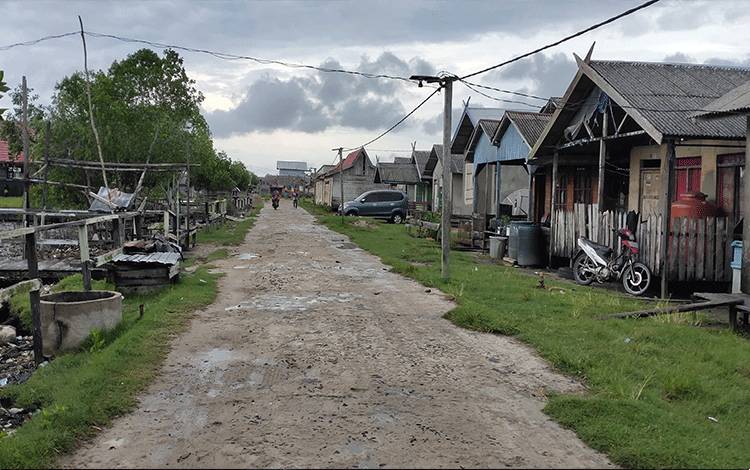 Desa Sungai Raja dan Desa Sungai Bundung Sudah Teraliri Listrik