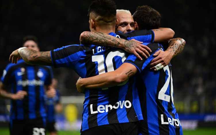 Inter Milan Telan Spezia 3-0, Sassuolo Tekuk Lecce 1-0