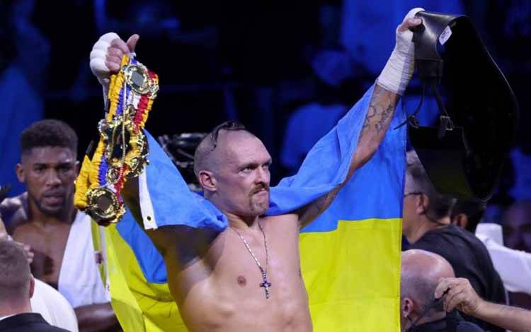 Joshua Takluk dalam Tarung Ulang Lawan Oleksandr Usyk