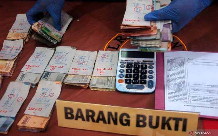 Lemkapi: Tingkat Kepercayaan Polri Akan Membaik Jika Berantas Judi