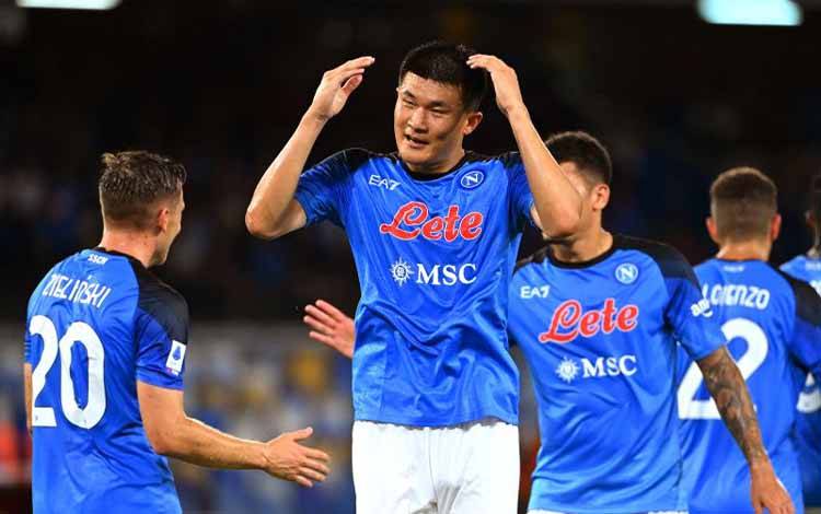 Napoli Libas Monza Empat Gol Tanpa Balas