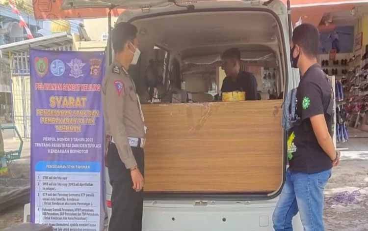 Permudah Pelayanan Kepada Masyarakat Lewat Samsat Keliling di Kapuas