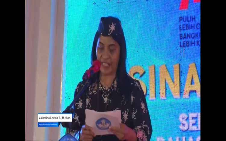 Sinar Bahtera II Sarana Diskusi Revitalisasi Bahasa Daerah di Kalteng