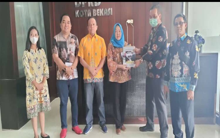 Komisi B DPRD Palangka Raya Pelajari Pengembangan Smart City ke Bekasi
