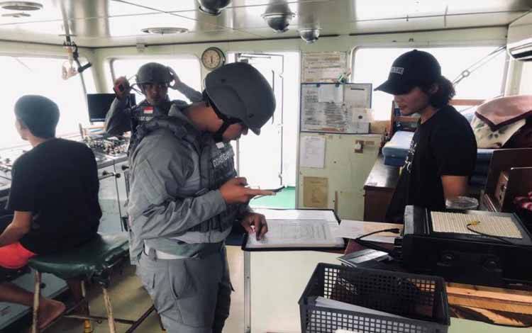 Bakamla Tangkap Tanker Selundupkan Minyak Ilegal