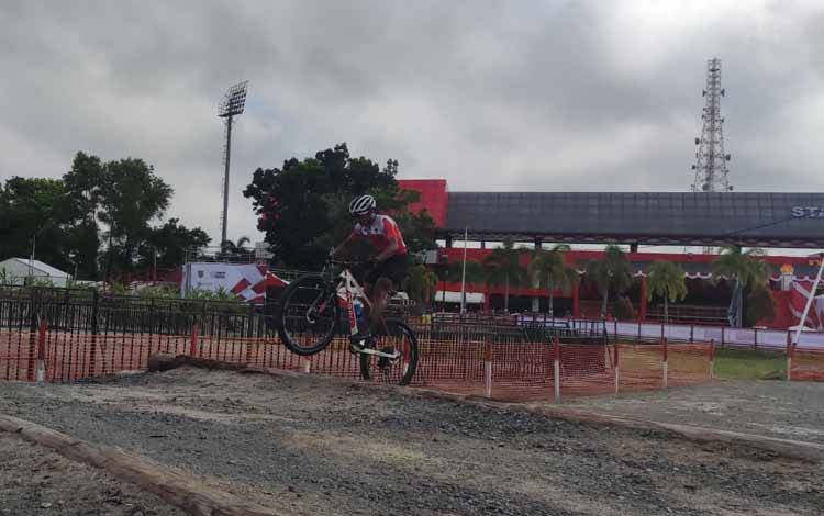 Tonton UCI MTB Wajib Prokes