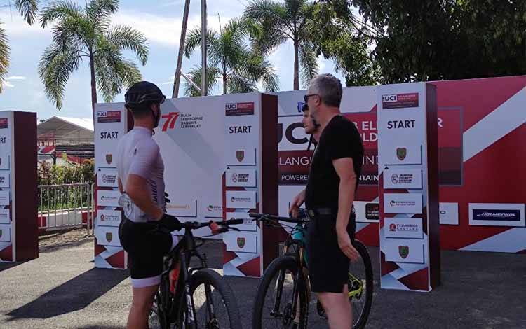 Dinas Perhubungan Palangka Raya Lakukan Penataan Parkir UCI MTB 2022