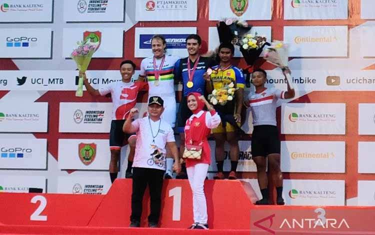 Pebalap Sepeda Prancis dan Jerman Juarai UCI MTB Seri ke 8
