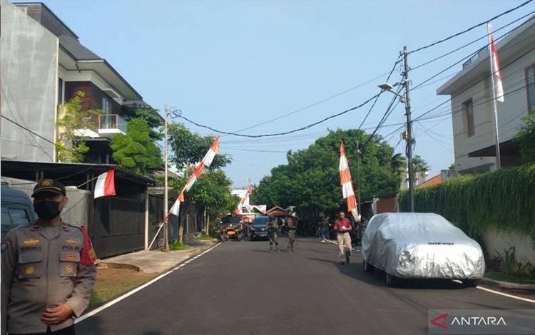Polisi Jaga Ketat Rumah Pribadi Ferdy Sambo Jelang Rekonstruksi