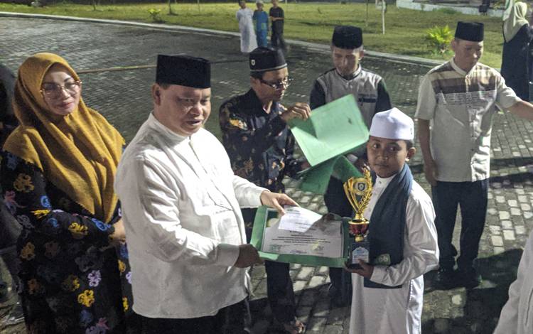 Bupati Kotim Minta Lomba Azan Tahun Depan Lebih Meriah dan Diikuti Perwakilan Seluruh Kecamatan