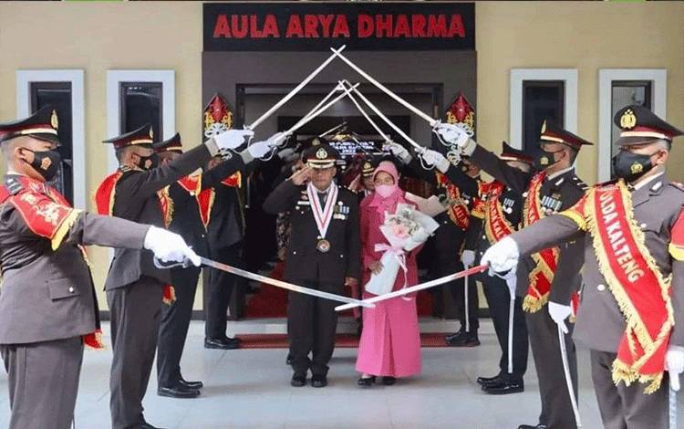 54 Personel Polda Kalteng Akhiri Masa Tugas