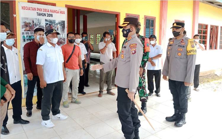 Selain Serahkan Bantuan Korban Banjir, Kapolres Kobar Juga Sosialisasi Ini
