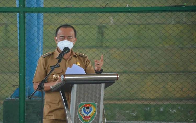 Cegah Meningkatnya Covid-19 Bupati Seruyan Ajak Warga Ikut Vaksinasi