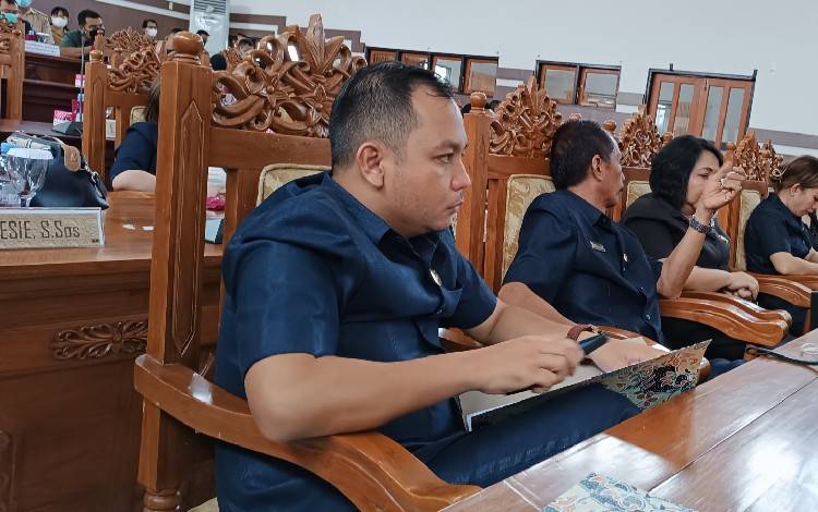 Tanggapan DPRD Gunung Mas Soal Kenaikan BBM