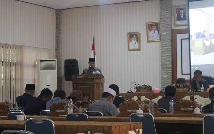 Bupati Seruyan Hadiri Paripurna DPRD Seruyan