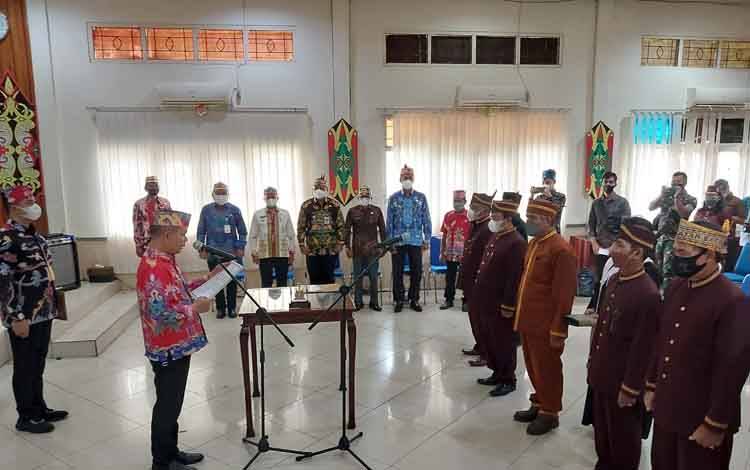 5 Damang Kepala Adat di Kabupaten Kapuas Resmi Dilantik